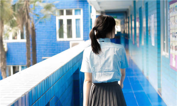 彭山如何找到一个可以帮助我生孩子的女人？